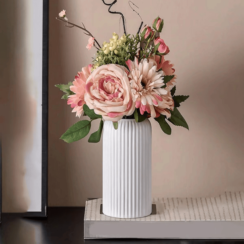 STRIPE Vase i Keramikkstil